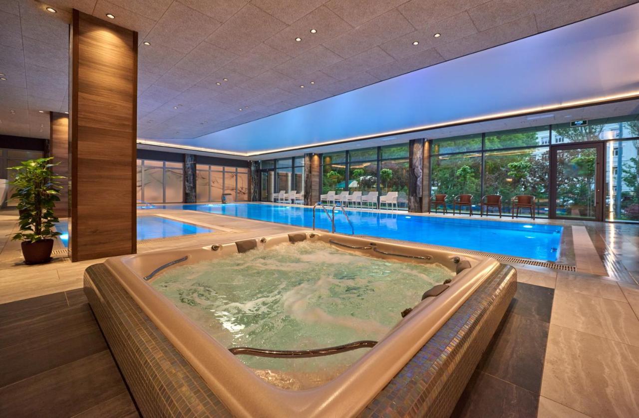 Premier Hotel Одесса Экстерьер фото Spa at the Hotel