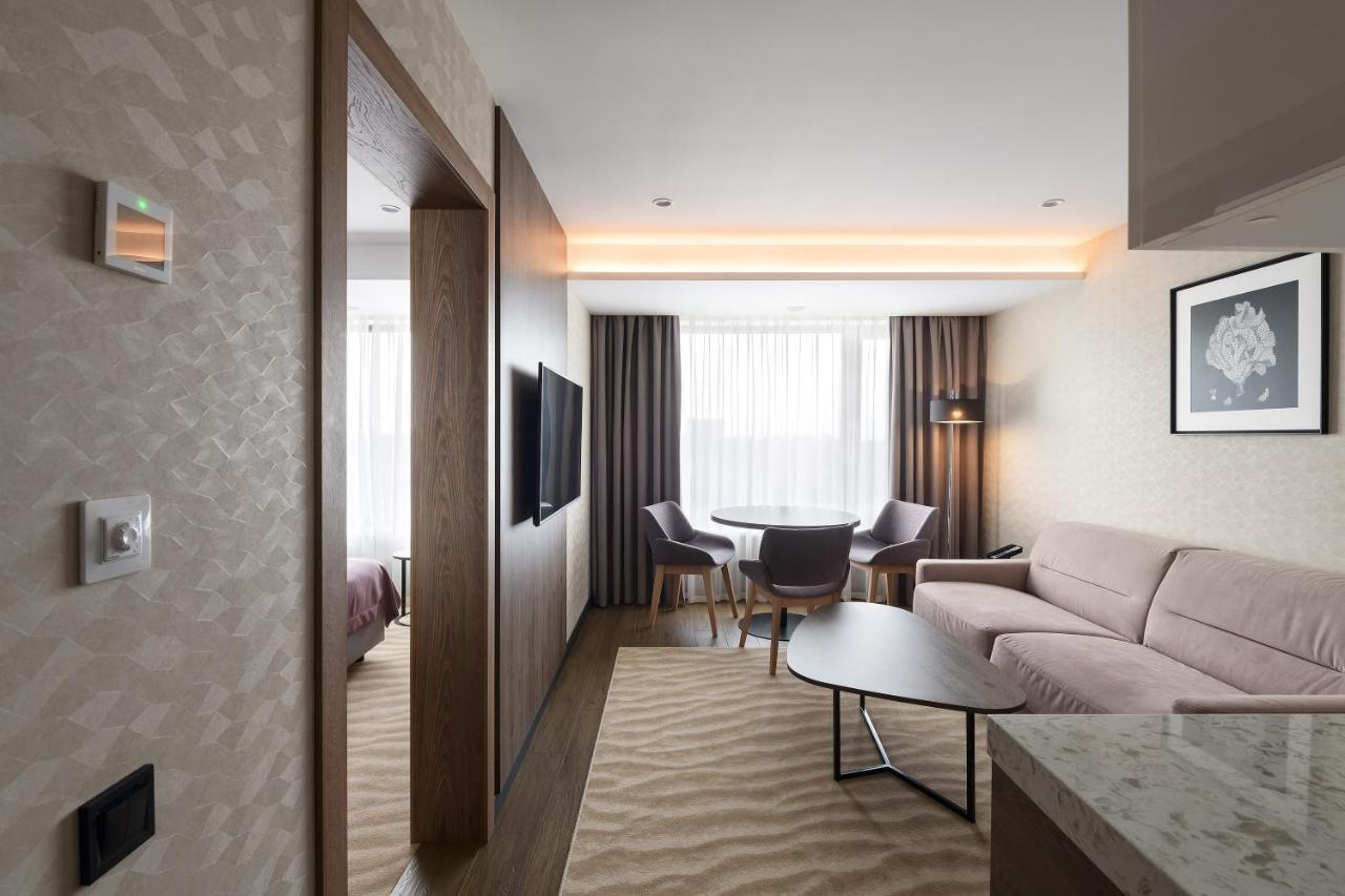 Premier Hotel Одесса Экстерьер фото Suite
